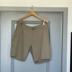 Lululemon Men’s Commission Shorts 7” Classic